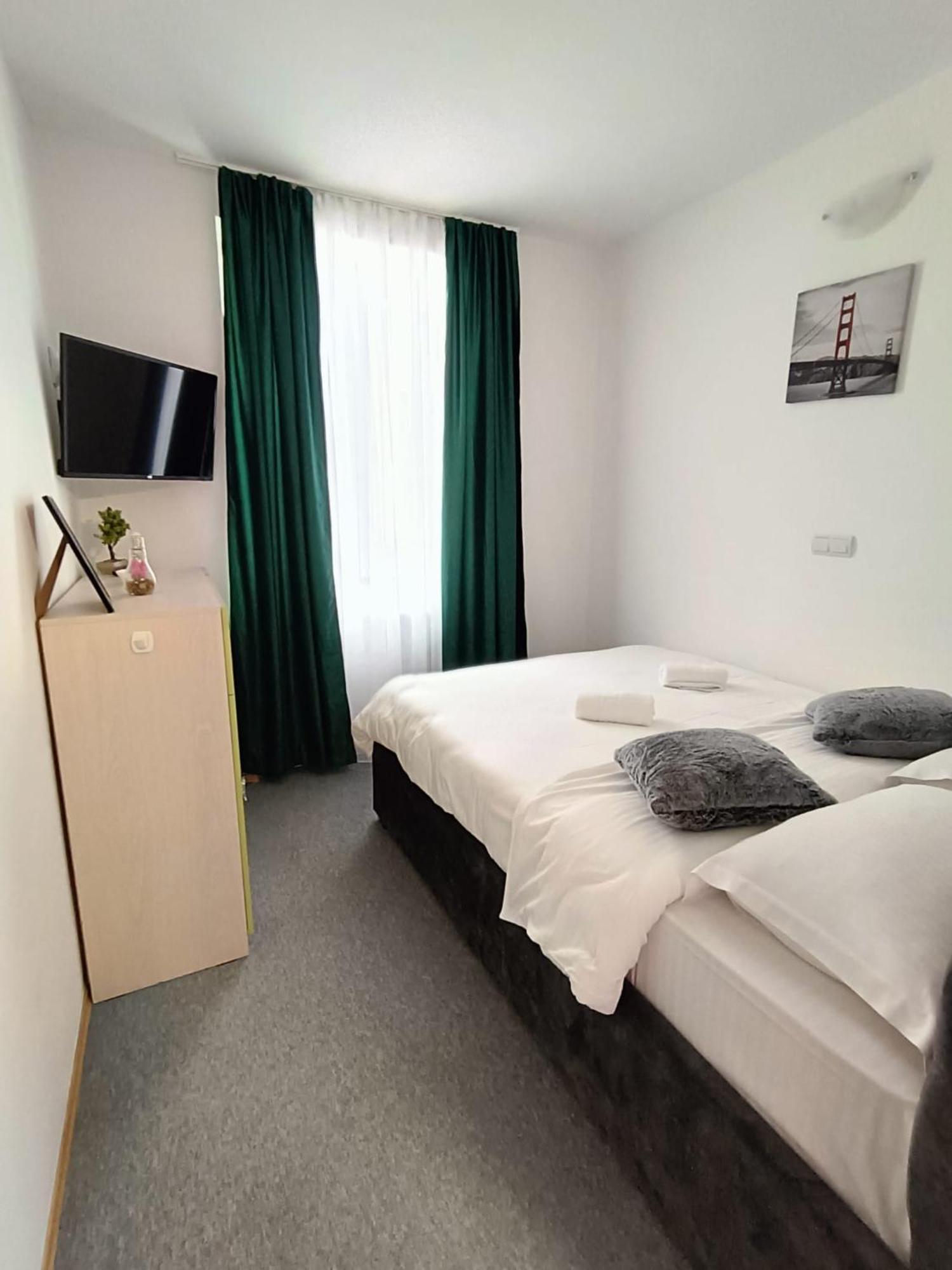 Chic Boutique Dumbrava Apartamento Sibiu Exterior foto